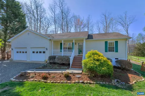 27 Choctaw Pl, Palmyra, VA 22963