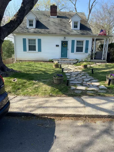 609 Alleghany Ave, Staunton, VA 24401