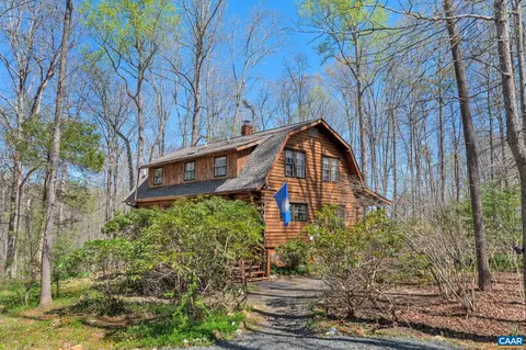 5950 Burnett Ln, Advance Mills, VA 22968