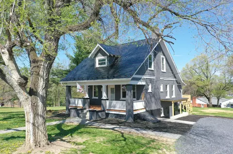 417 Cedar Green Rd, Staunton, VA 24401