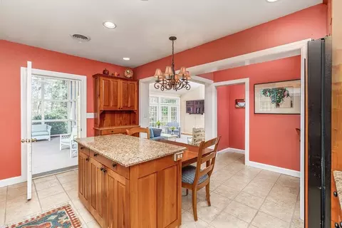 627 Cherry Ave, Waynesboro, VA 22980 photo 17