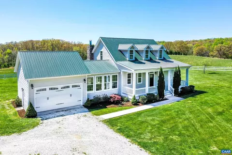 53 Brownings Cv, Shipman, VA 22971