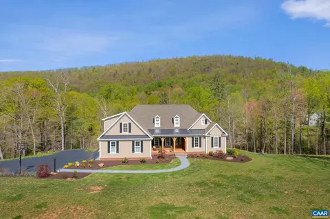 2276 Ambrose Commons Dr, Charlottesville, VA 22903