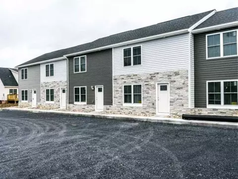 185 Edom Ln, Broadway, VA 22815