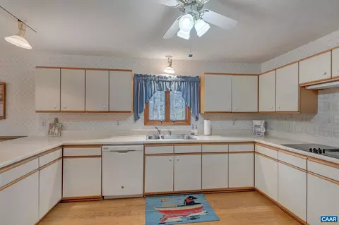 3 Pineknoll Cir, Palmyra, VA 22963 photo 11