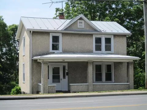 820 S High St S, Harrisonburg, VA 22801