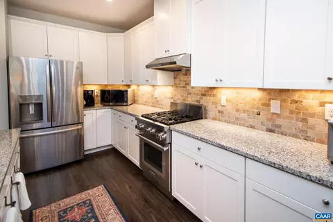 1401 Delphi Ln, Charlottesville, VA 22911 photo 10