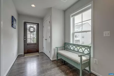 2718 Avinity Ln, Charlottesville, VA 22902 photo 4