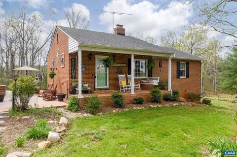 121 Turkey Trot Ln, Gladys, VA 24554