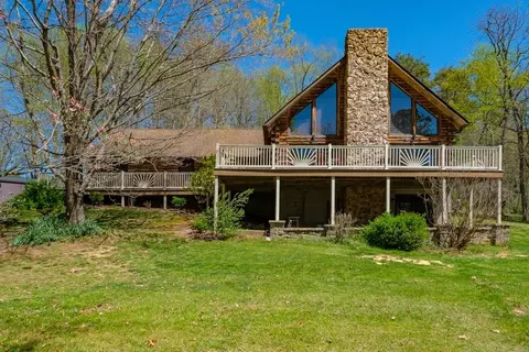 324 Green Hill Ln, Churchville, VA 24421