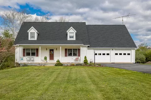 403 Augusta Farms Rd, Waynesboro, VA 22980
