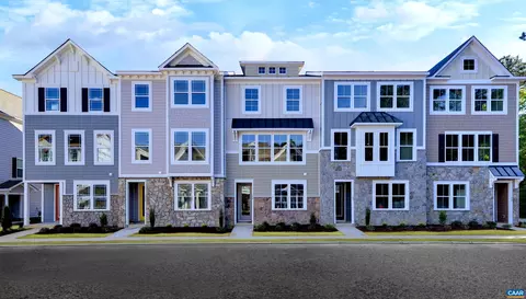 2214 Brindle Ln, Charlottesville, VA 22911