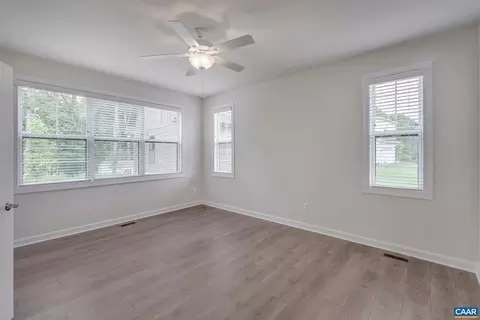 19 Pine Shadow Ct, Troy, VA 22974 photo 17