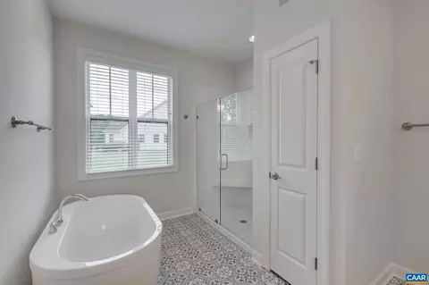 19 Pine Shadow Ct, Troy, VA 22974 photo 18