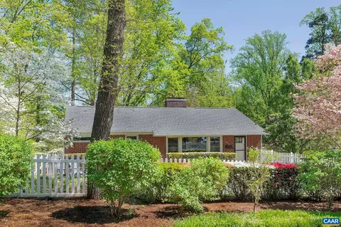 1620 Cambridge Cir, Charlottesville, VA 22903