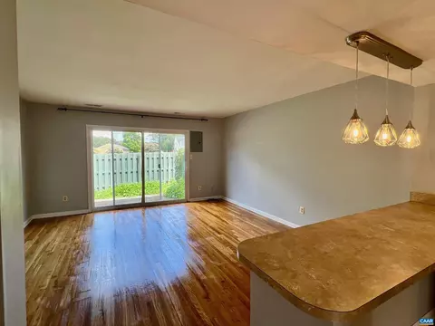 210 Saponi Ln #11, Charlottesville, VA 22901