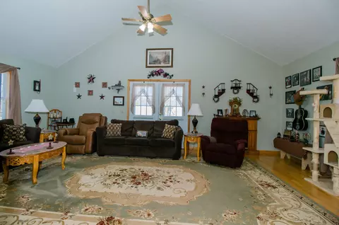 897 N River Rd, Mount Solon, VA 22843 photo 7