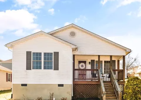 1304 3rd St, Waynesboro, VA 22980