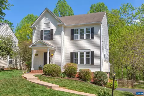 2667 English Oaks Cir, Charlottesville, VA 22911