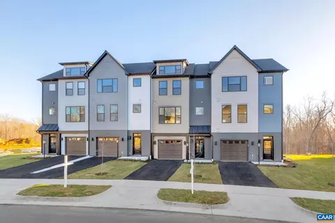 1824 Fowler St, Charlottesville, VA 22901