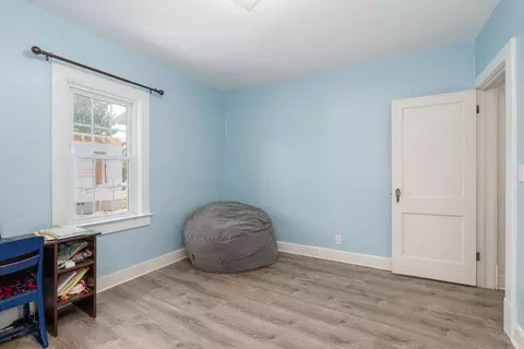 206 E College St E, Bridgewater, VA 22812 photo 19