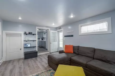 206 E College St E, Bridgewater, VA 22812 photo 15