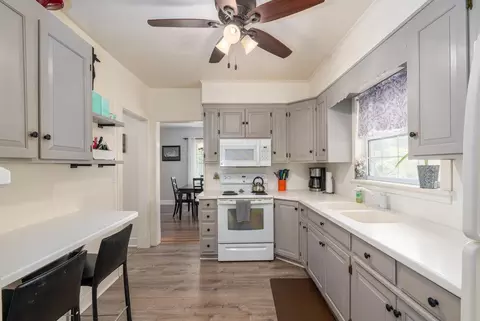 206 E College St E, Bridgewater, VA 22812 photo 11