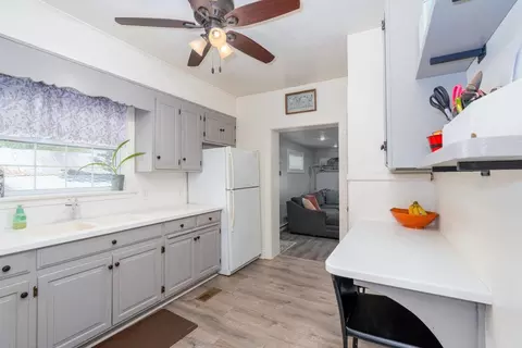 206 E College St E, Bridgewater, VA 22812 photo 13