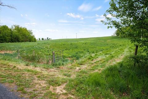 54 Round Hill Drive, Stuarts Draft, VA 24477 photo 8