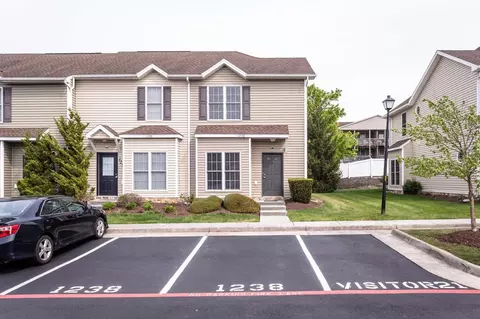 1238 Settlers Ln, Harrisonburg, VA 22802