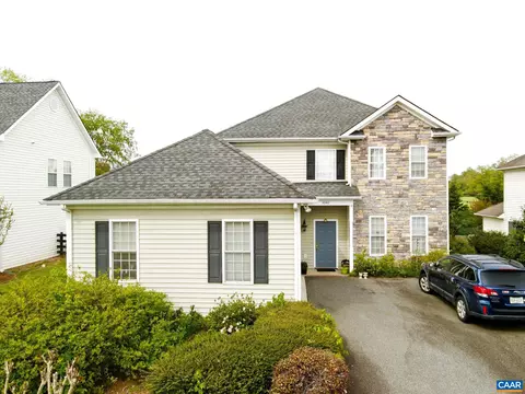 3040 Morewood Ln, Charlottesville, VA 22901
