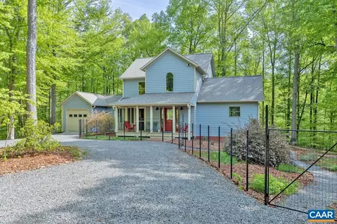 43 Old Turtle Pl, Nellysford, VA 22958