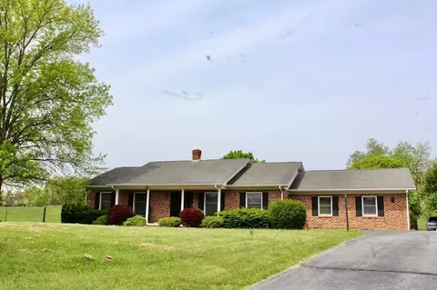 5815 Lee Jackson Hwy, Greenville, VA 24440