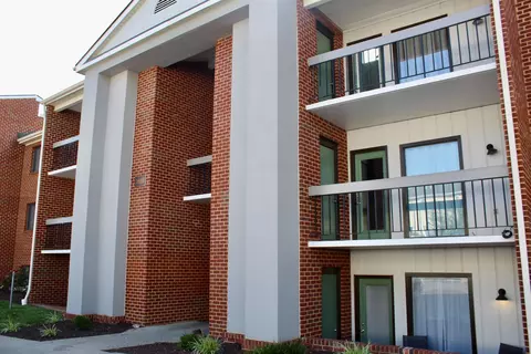 1010 Blue Ridge Dr #10, Harrisonburg, VA 22802