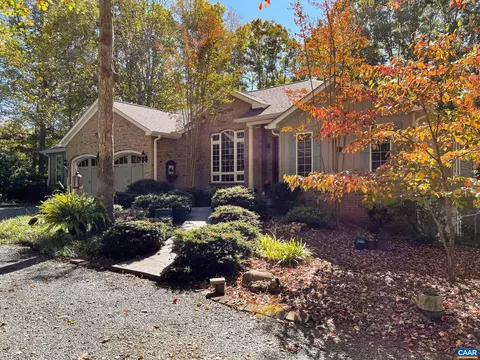 Undisclosed, Scottsville, VA 24590