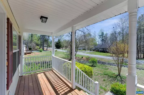 18 Loblolly Rd, Palmyra, VA 22963 photo 2