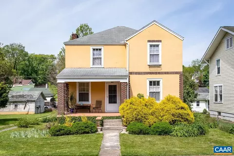 746 Selma Blvd, Staunton, VA 24401