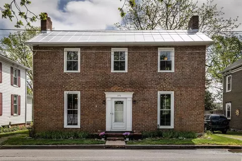 376 College St, Dayton, VA 22821
