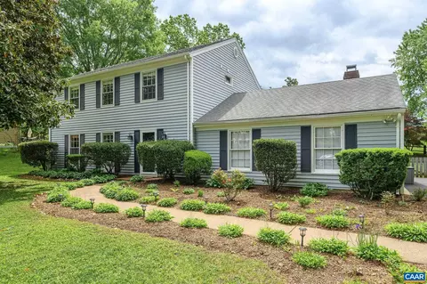 1615 Robin Ln, Charlottesville, VA 22911