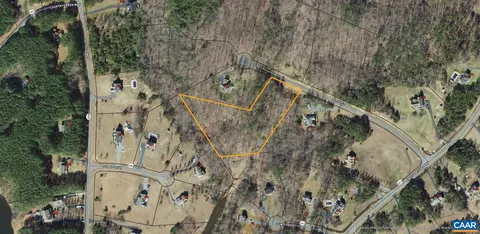 3 Berry Ct, Palmyra, VA 22963