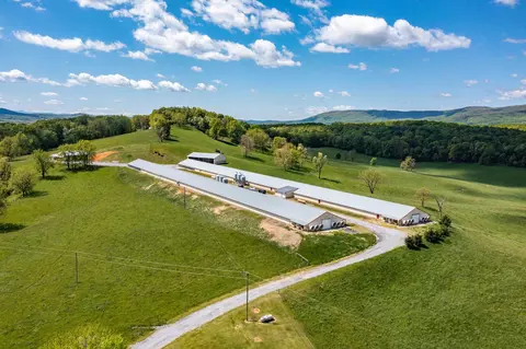 2082 Parkersburg Tpke, Swoope, VA 24479