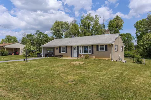 80 Beagle Gap Run, Waynesboro, VA 22980