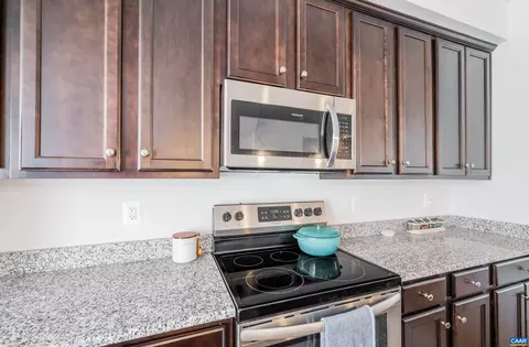 2631 Avinity Pl, Charlottesville, VA 22902 photo 12