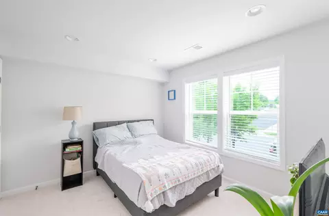 2631 Avinity Pl, Charlottesville, VA 22902 photo 4