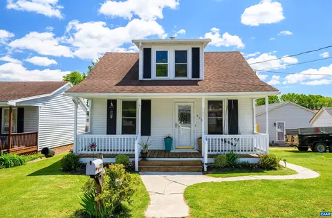 503 F St, Staunton, VA 24401