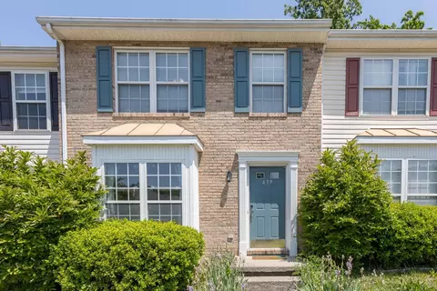 639 Stonewall Dr, Harrisonburg, VA 22801