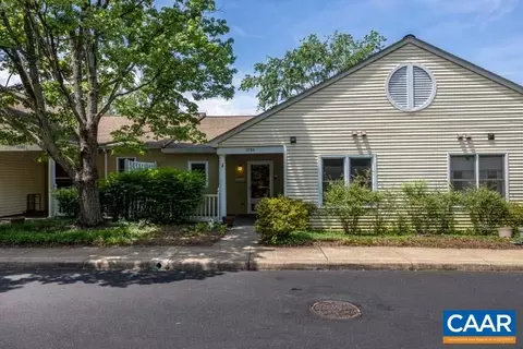 1204 Partridge Ln, Charlottesville, VA 22901