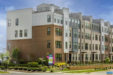 905 Salamander St #A, Charlottesville, VA 22911