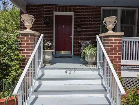 427 Glen Ave, Staunton, VA 24401