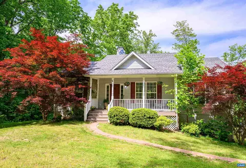 500 Pine Hill Dr, Stanardsville, VA 22973